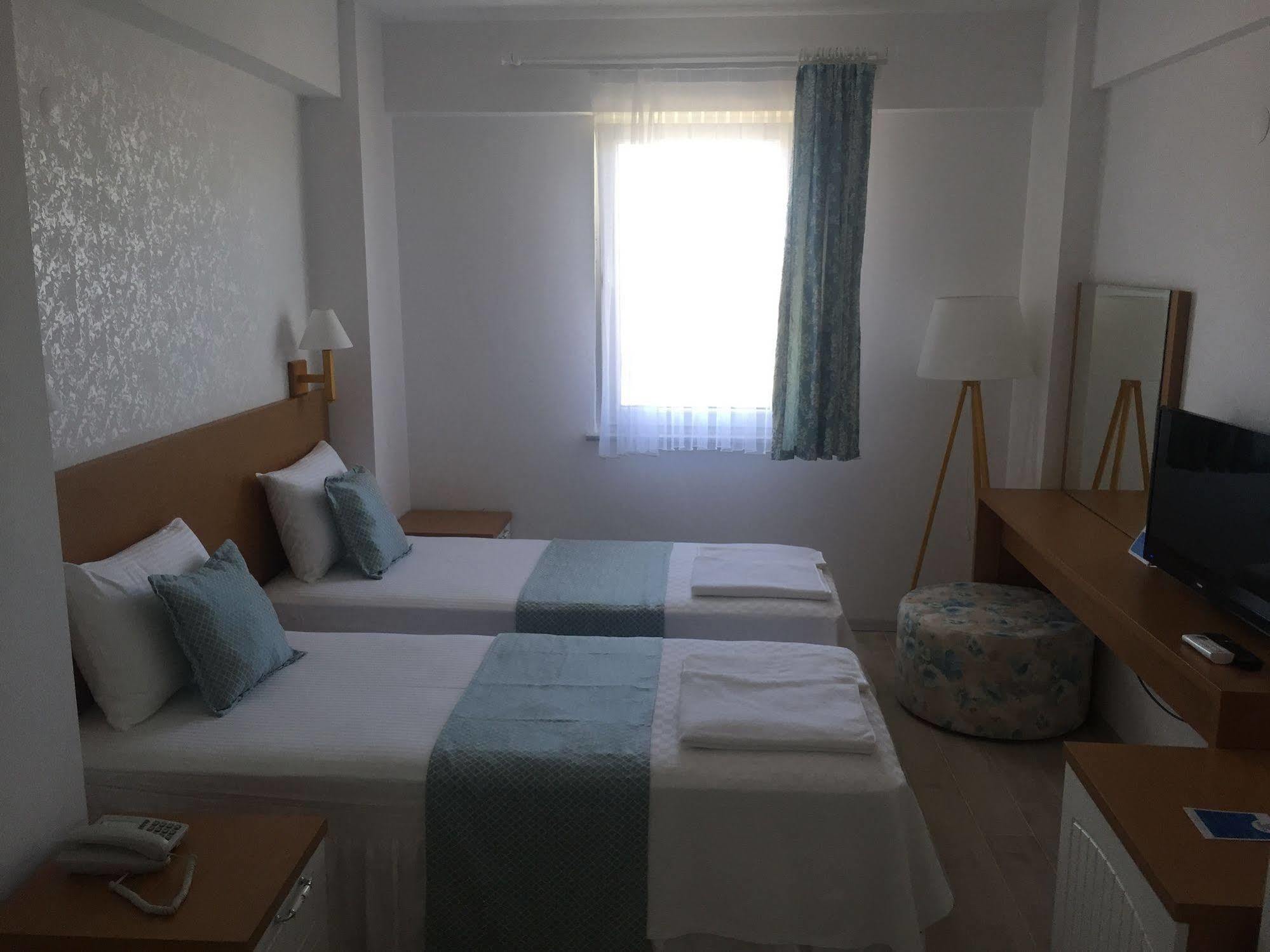 Garden Ada Hotel Bozcaada Bagian luar foto
