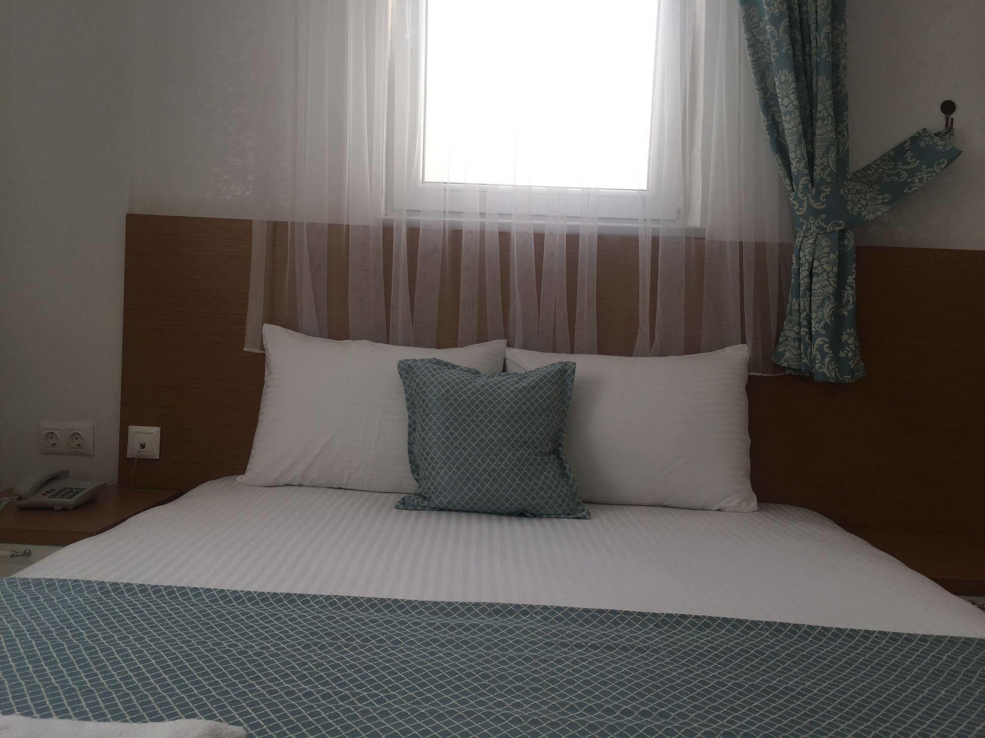 Garden Ada Hotel Bozcaada Bagian luar foto
